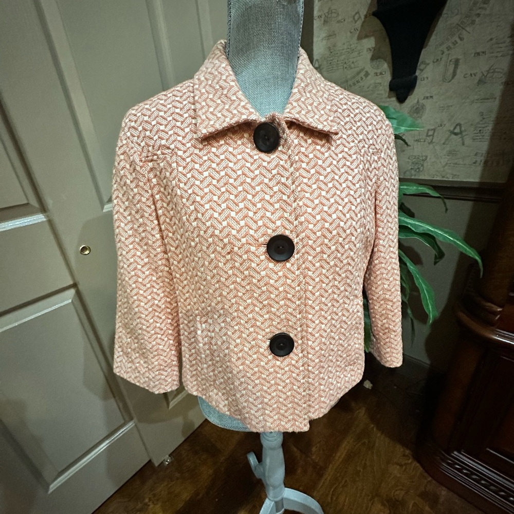 Harve Benard Textured Blazer in Soft Peach with Black Accents